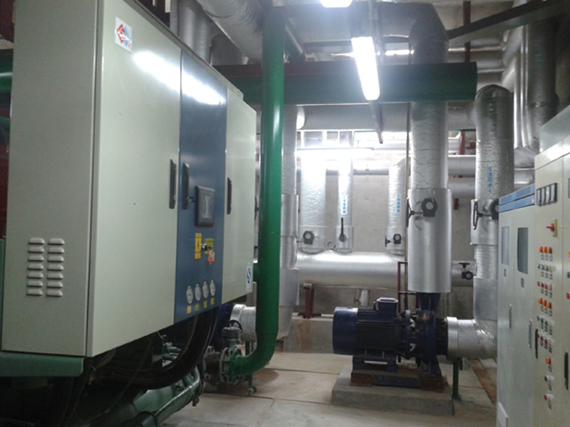 星河國際假日酒店中央空調(diào)、熱水項(xiàng)目